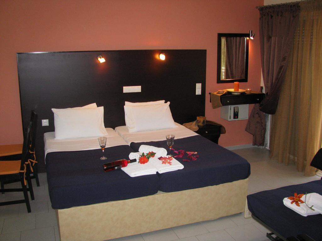 Villa Kokkinos Potos Habitación foto